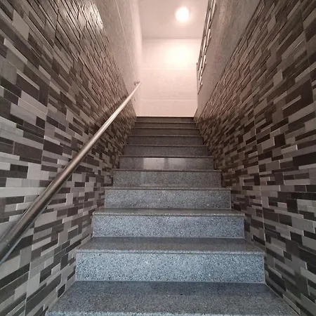 Near Tia Apartment Ljaknasi